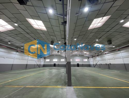NAVE INDUSTRIAL CON 2 PUENTE GRÚA