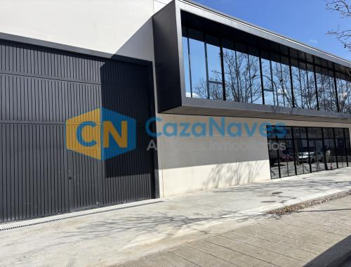 NAVE EN VENTA O ALQUILER EN BOADILLA DEL MONTE
