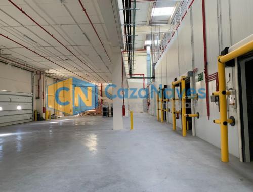 NAVE LOGÍSTICA CON FRÍO CONTROLADO