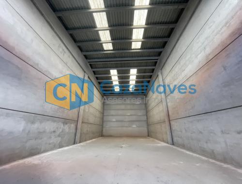 VENTA DE NAVE EN ILLESCAS