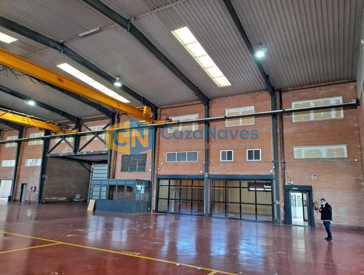 ALQUILER DE NAVE CON PUENTE GRÚA EN MÓSTOLES