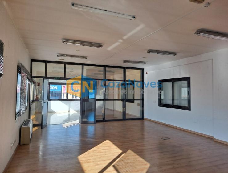 ALQUILER DE NAVE CON PUENTE GRÚA EN MÓSTOLES