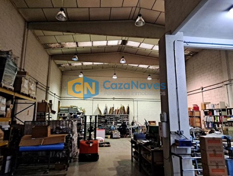 VENTA DE NAVE INDUSTRIAL EN COSLADA