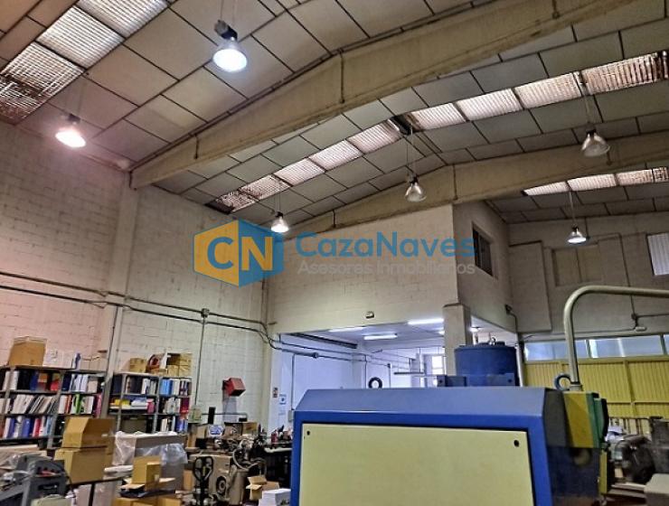 VENTA DE NAVE INDUSTRIAL EN COSLADA