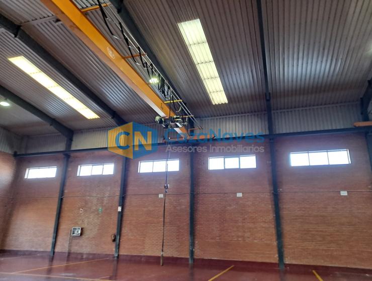 ALQUILER DE NAVE CON PUENTE GRÚA EN MÓSTOLES
