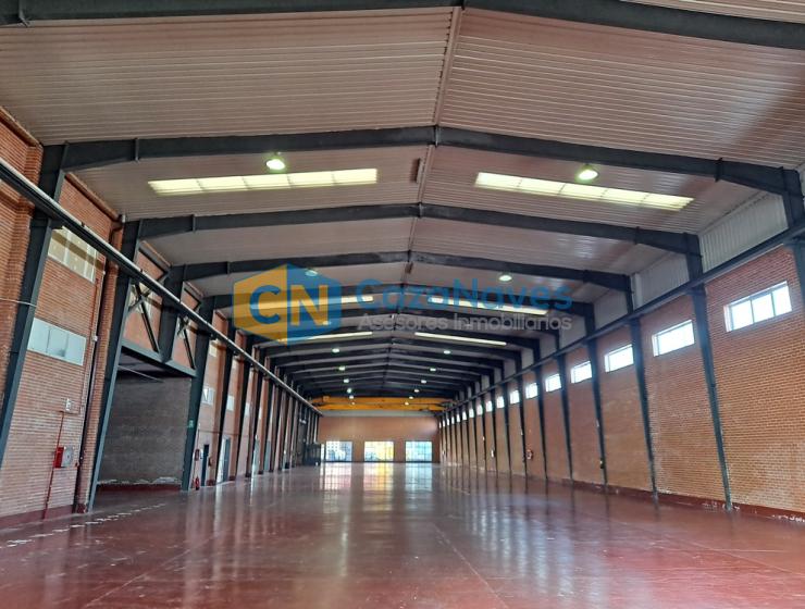 ALQUILER DE NAVE CON PUENTE GRÚA EN MÓSTOLES