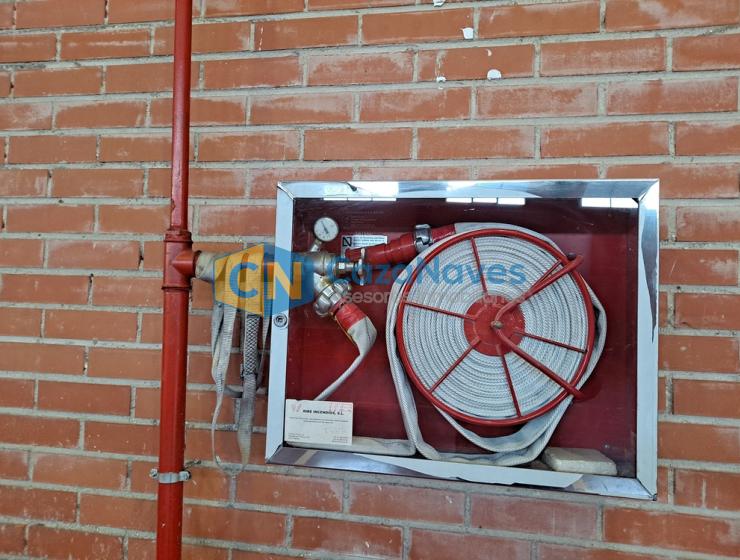 ALQUILER DE NAVE CON PUENTE GRÚA EN MÓSTOLES