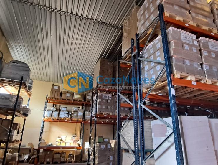 VENTA DE NAVE INDUSTRIAL CON UN MUELLE DE CARGA