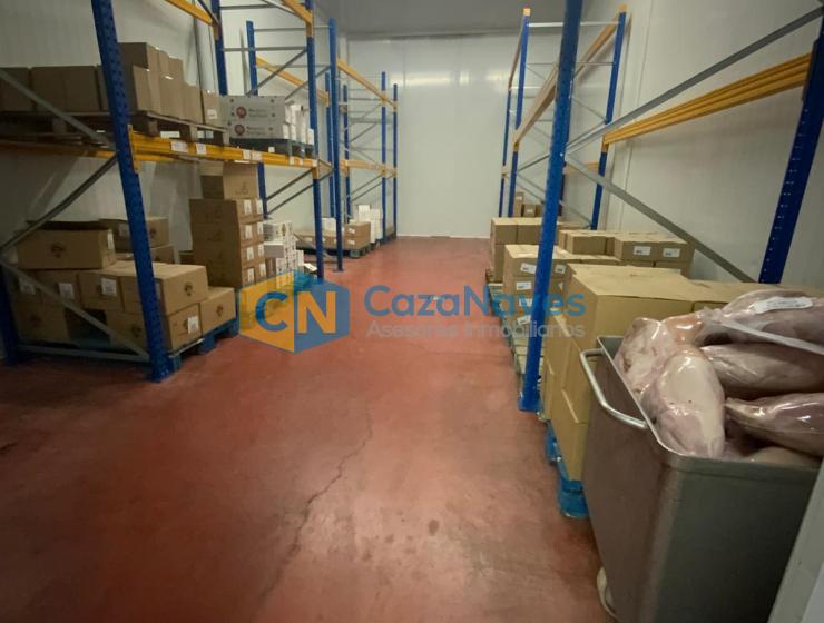 NAVE REFRIGERADA EN VENTA