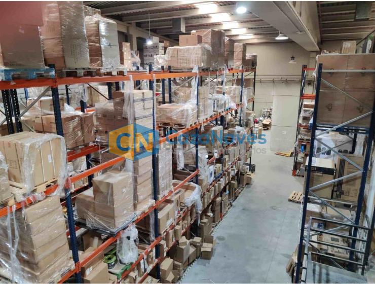 NAVE LOGÍSTICA AISLADA EN ALQUILER