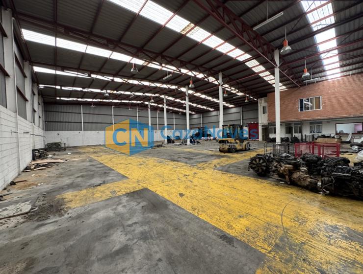 NAVE EN VENTA EN SAN MARTIN DE LA VEGA