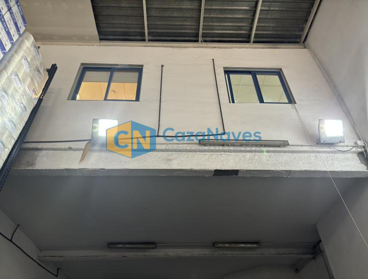 NAVE EN VENTA EN VILLAVERDE