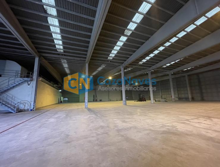 NAVE EN ALQUILER EN AZUQUECA DE HENARES