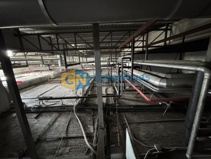 NAVE EN VENTA CON CÁMARAS FRÍFGORIFICAS EN LEGANÉS