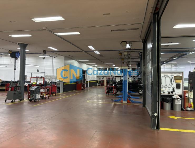 NAVE COMERCIAL EN VENTA 