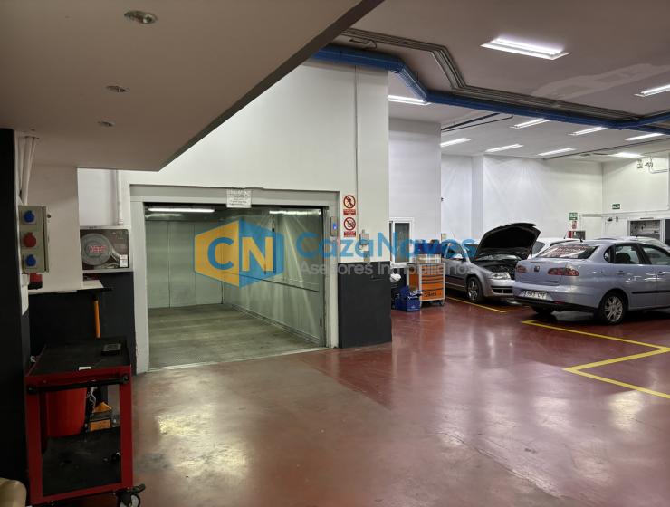 NAVE COMERCIAL EN VENTA 