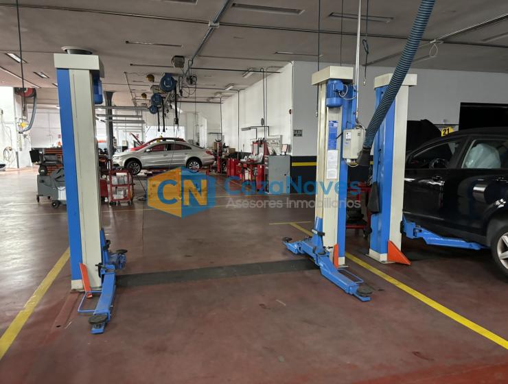NAVE COMERCIAL EN VENTA 