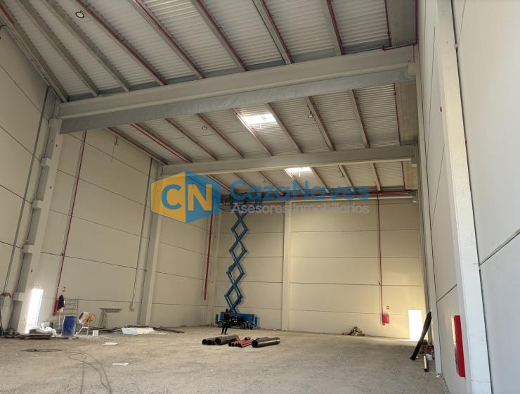 NAVE LOGÍSTICA EN ALQUILER EN VALLECAS