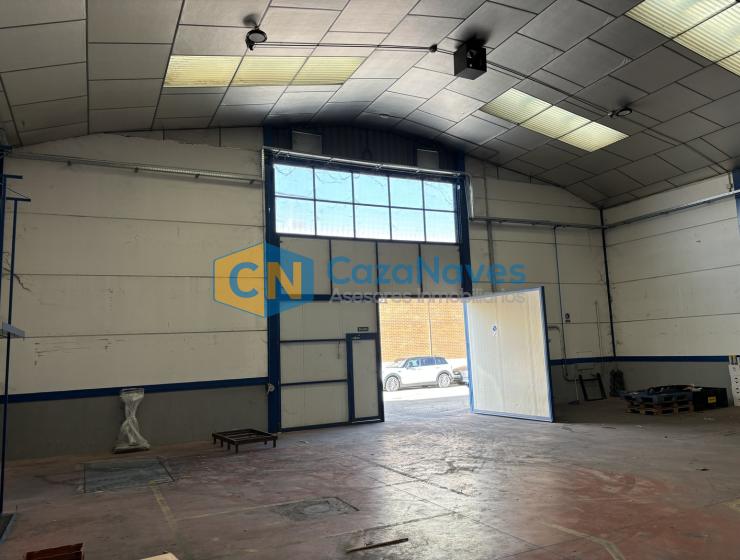NAVE EN AQLQUILER EN TORREJÓN DE LA CALZADA