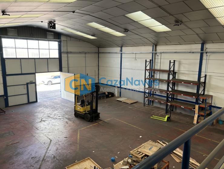 NAVE EN AQLQUILER EN TORREJÓN DE LA CALZADA