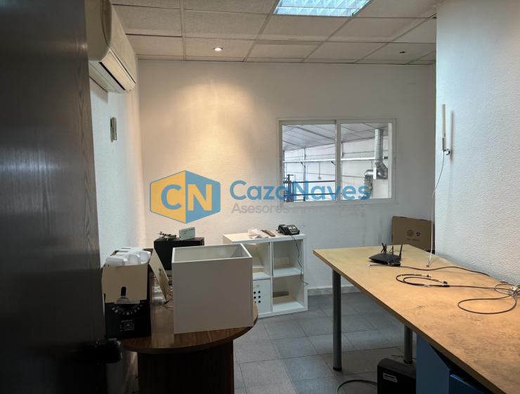 NAVE EN AQLQUILER EN TORREJÓN DE LA CALZADA