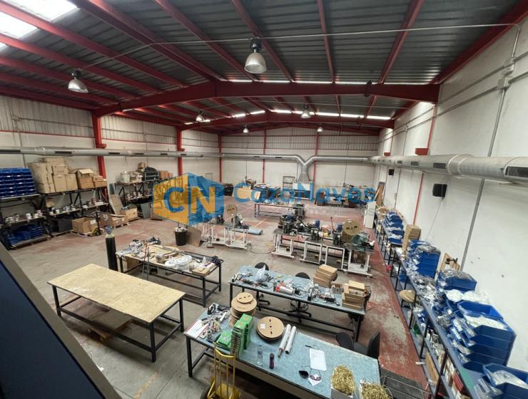 NAVE EN VENTA EN MORALEJA DE ENMEDIO