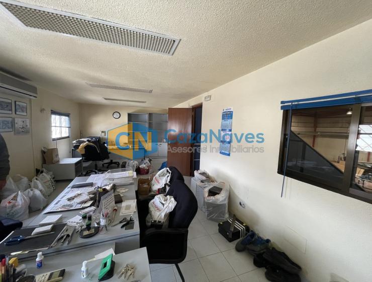 NAVE EN VENTA EN MORALEJA DE ENMEDIO