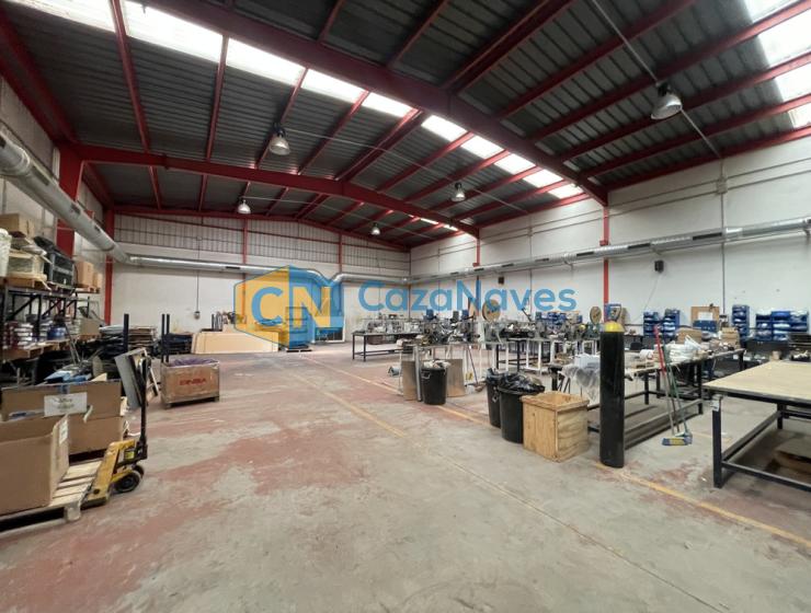 NAVE EN VENTA EN MORALEJA DE ENMEDIO