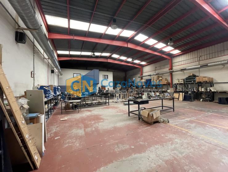 NAVE EN VENTA EN MORALEJA DE ENMEDIO