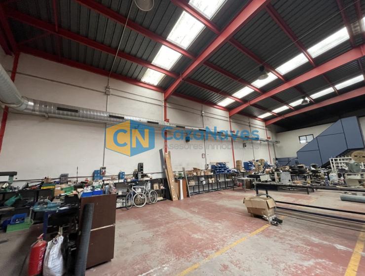 NAVE EN VENTA EN MORALEJA DE ENMEDIO