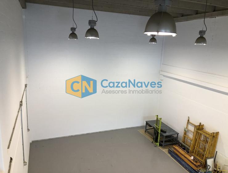 NAVE EN RECINTO CERRADO Y VIGILADO 24 H.