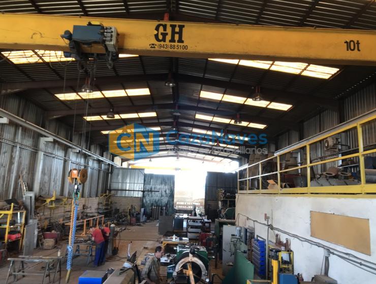 VENTA DE NAVE CON 2 PUENTES GRÚA