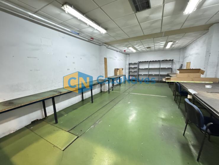NAVE EN ALQUILER Y VENTA EN CASARRUBIOS DEL MONTE
