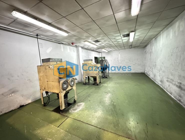 NAVE EN ALQUILER Y VENTA EN CASARRUBIOS DEL MONTE