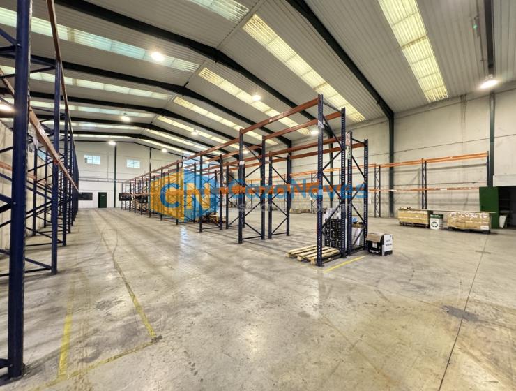 NAVE EN ALQUILER Y VENTA EN CASARRUBIOS DEL MONTE