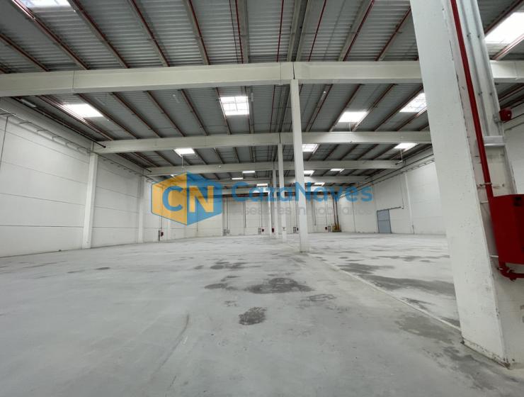 NAVE LOGÍSTICA EN VALLECAS