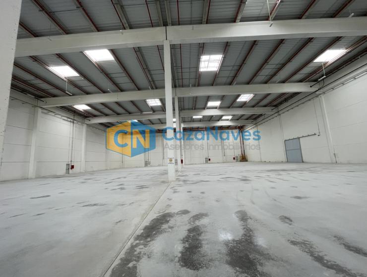 NAVE LOGÍSTICA EN VALLECAS