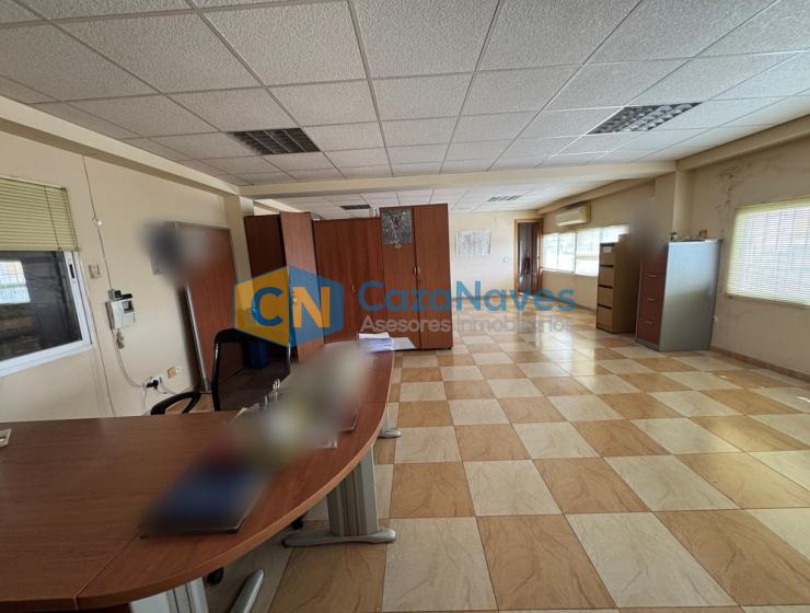 NAVE EN ALQUILER CON 2 PUENTE GRÚA