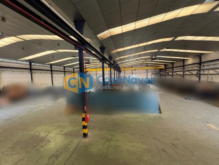NAVE EN ALQUILER CON 2 PUENTE GRÚA