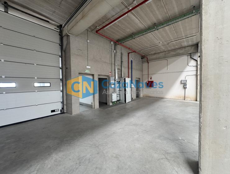 ALQUILER DE NAVE  EN SAN  FERNANDO DE HENARES