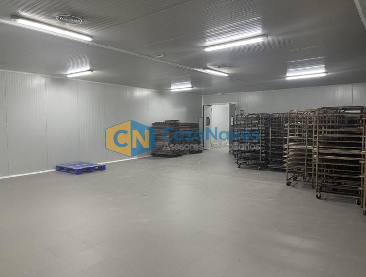 NAVE EN VENTA CON INSTALACIONES FRIGORÍFICAS