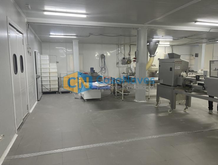 NAVE EN VENTA CON INSTALACIONES FRIGORÍFICAS