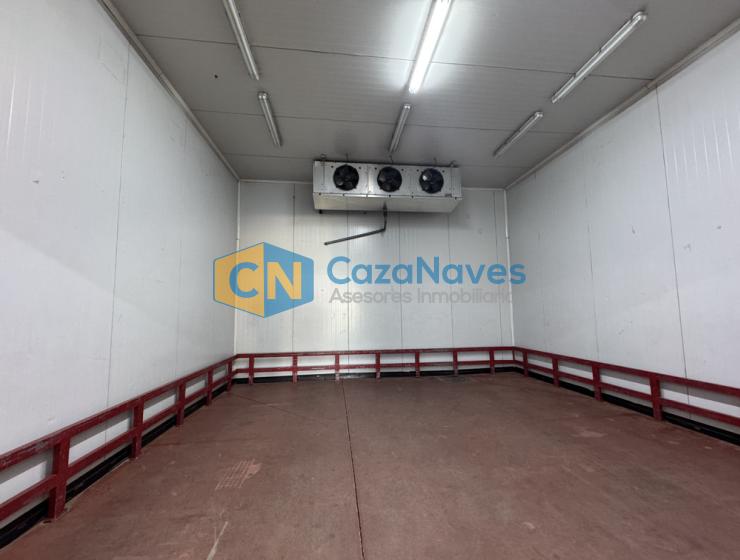 ALQUILER DE NAVE CON CÁMARAS FRIGORÍFICAS EN GETAFE