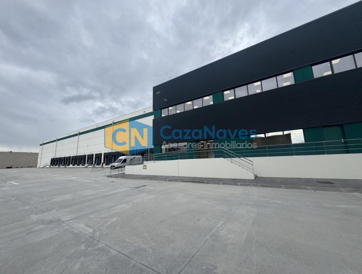 NAVE LOGÍSTICA DE NUEVA CONSTRUCCIÓN EN CAMARMA DE ESTERUELAS